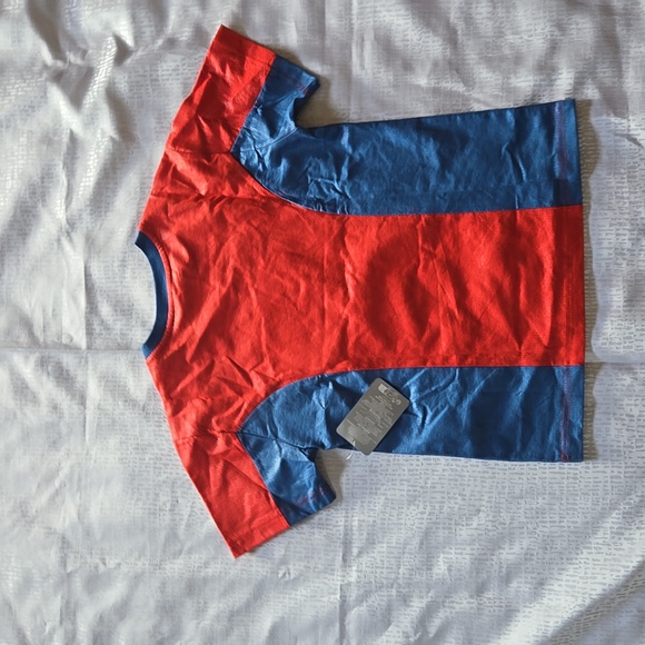 DISNEY'S MARVEL Spider-Man shirt - Picture 3 of 3